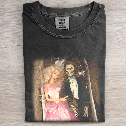 BARBIE AND SKULL COFFIN TEE